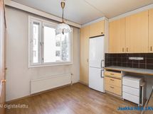 Keittiö tyhjänä