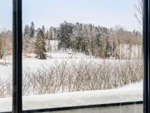 Näkymiä terassiparvekkeelta.