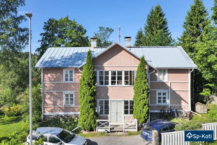 Paritalo, 4h,tupakeittiö,kph,wc,eteisaula, 134 m², Veikkola, Kirkkonummi