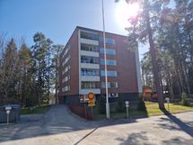 Julkisivu