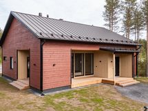 Laajat kuistialueet, helppo lasittaa tarvittaessa.