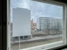 Näkymä huoneistosta Tammelan torin suuntaan itään.