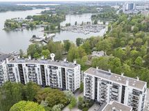 Venesatama lähellä
