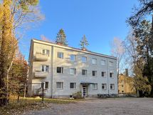 Omalla tontillaan seisova yhtiö on hyvin hoidettu.