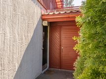 Sisäänkäynti