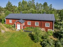 Päärakennus - Huvudbyggnad