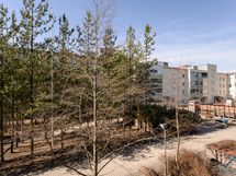 näkymä parvekkeelta sisäpihalla