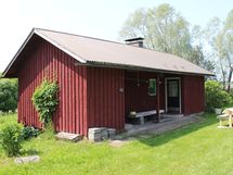 Pihasauna, varasto ja huussi