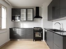 Keittiö uusittu kodinkoneineen v.2019