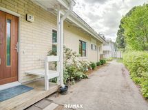 Sisäänkäynti