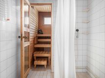 Kylpyhuone-saunaosasto