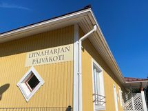 Taloyhtiö koostuu yksitasoisista rivitalokodeista, jotka ovat kooltaan 3-5h 65,0-98,5 m² sekä kaksitasoisista viiden huoneen 105,0 m² kokoisista paritaloista. Viitteellinen kuva kohteesta.