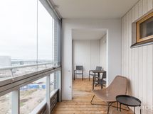 Taloyhtiön saunaosaston terassi