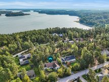 Rusthollinharju 8 - Rusthållsåsen 8