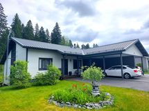 Julkisivu