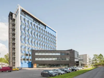 Toimitila, 125 m², Keilaniemi