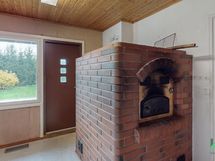 Takkahuoneesta kulku ulos