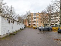 Oma autopaikka jokaisella asunnolla