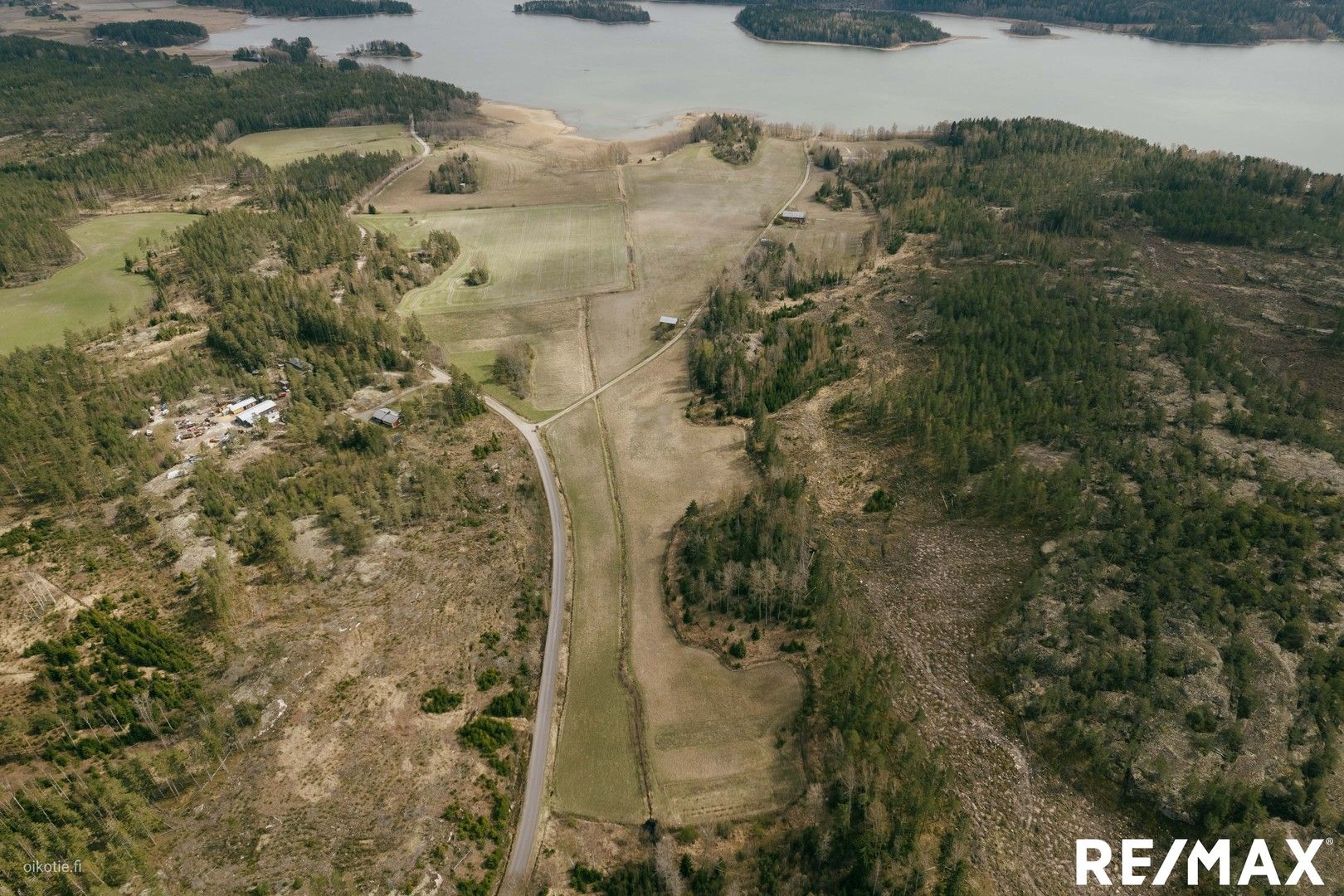 Kerrostalo, 3h, k, kph, autotalli, sauna, kaksi kylmäkellaria, 22,22 ha, Mjösund - View 2