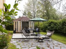 Oma takapiha syksyllä