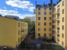 Olohuoneen ikkunasta