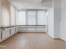 Toimisto-/neuvotteluhuone 1