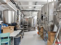 Tislaamo-/panimotiloja