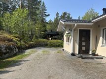 Sisäänkäynti