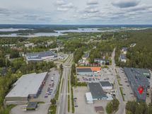 Huippusijainti Tynninharjun kaupallisen keskittymän ytimessä