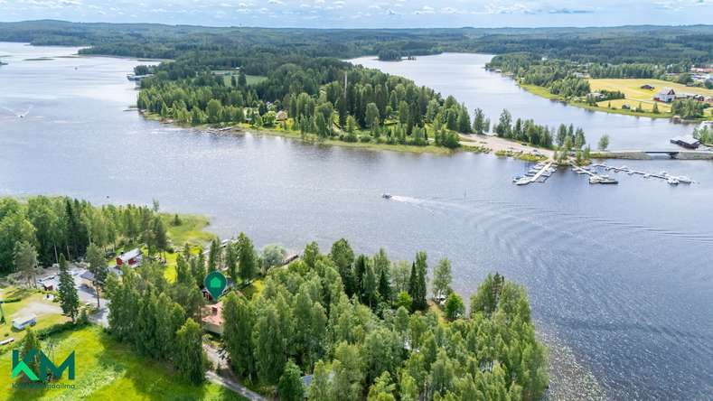 Loma-asunto, Oh, k, mh, kph/wc, tk, vh, et, kuisti, terassi, 94 m², Äkämäki, Kuhmoinen