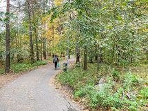 Lähellä mahtavat ulkoilumahdollisuudet; suunnata voi Keskuspuistoon tai vaikka veden äärelle.