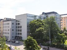 Entinen käsityöopettajaopiston talo on saneerattu ja modernisoitu asunnoiksi 2008.