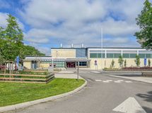 Hiekkaharjun koulu on myös kävelymatkan päässä