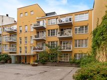 Viihtyisä ja rauhallinen sisäpiha