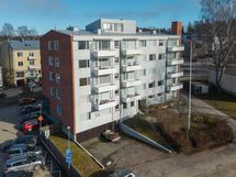 Fasad från gården / Julkisivu pihalta päin