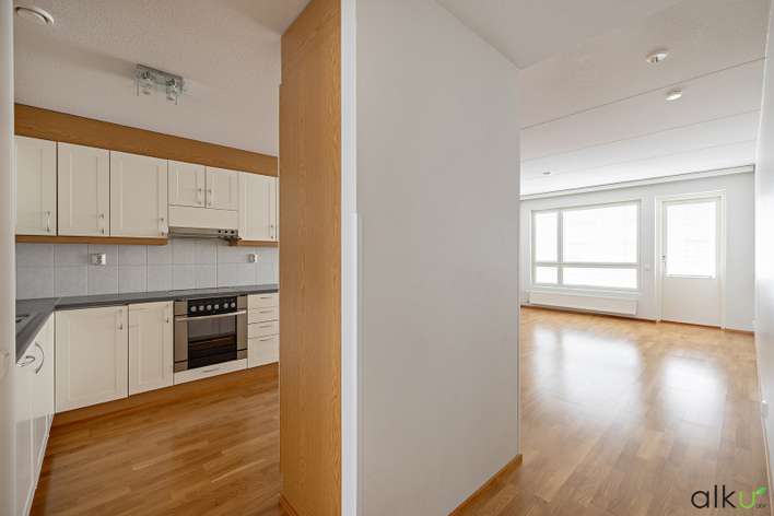 Kerrostalo, 3h,k,kph,s,wc, las.parveke, 74 m², Keskusta, Oulu