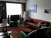 Olohuone, käynti parvekkeelle