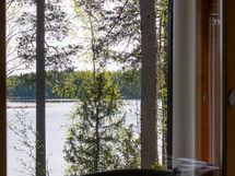 Näkymä keittiön ikkunasta