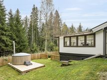 Takapihalla palju - Badtunna och på bakgården