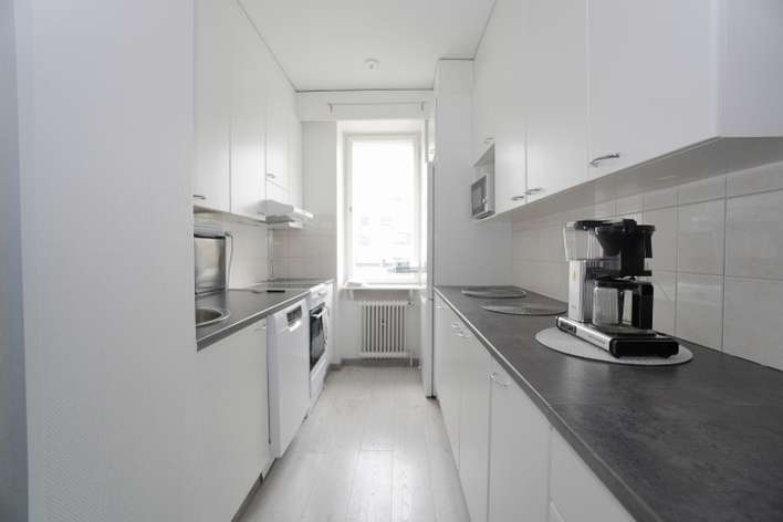 Kerrostalo, 3h+k+kph+vh+lasit.p, 72,5 m², Keskusta – pohled 3