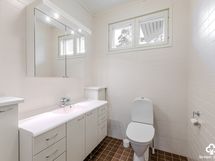 Erillinen wc / Separat toalett