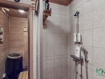 Saunasta löytyy heti valmis kiuas.