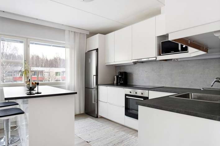 Kerrostalo, 3h, avok, kph, vh ja lasitettu parveke, 74,5 m², Kaarela – pohled 4