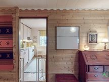 Tämän kodin keittiö on erillinen.