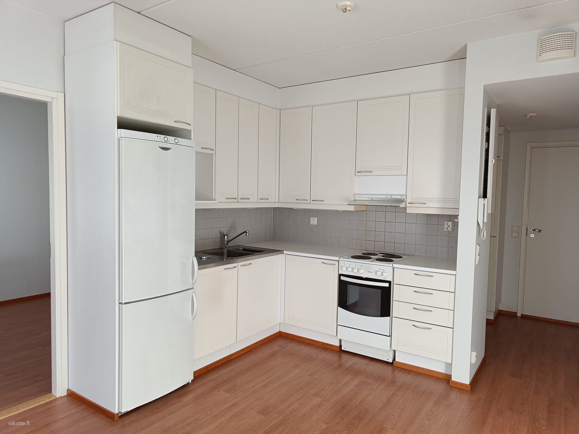 Kerrostalo, 2H+KT+S, 41,5 m², Keski-Lahti