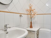 1-kerroksen WC.