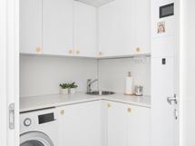 Erillinen kodinhoitohuone.