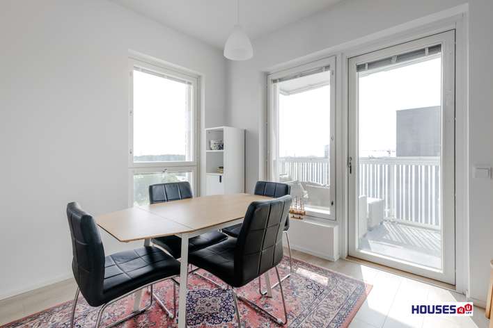 Kerrostalo, 2h, avokeittiö, kph, lasitettu parveke, 44,5 m², Vallikallio - Näkymä 4