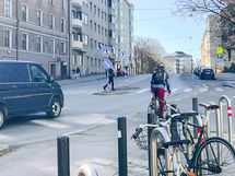 Talon lähellä on pyörätie.