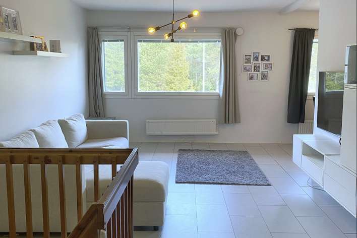 Rivitalo, 4h + k, s, phs/wc, erill. wc, vh, 94,5 m², Hakala, Hyvinkää